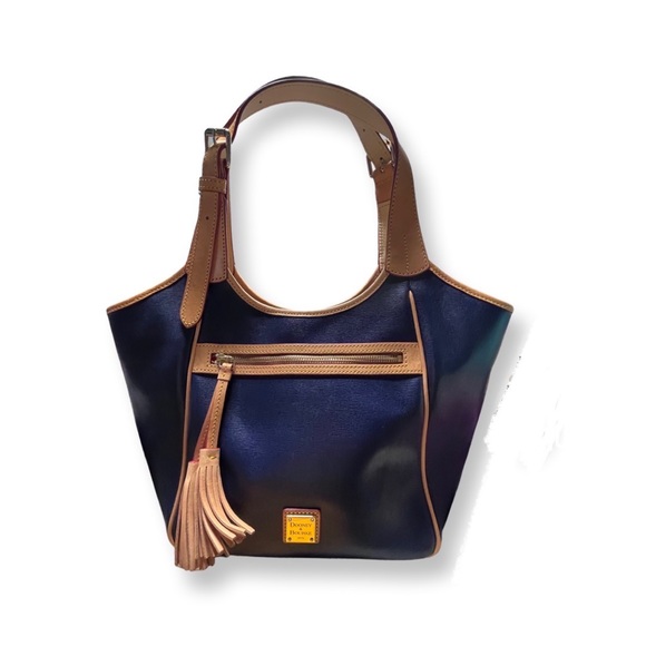 Beautiful Navy Downey and Bourke shoulder bag - Picture 2 of 7